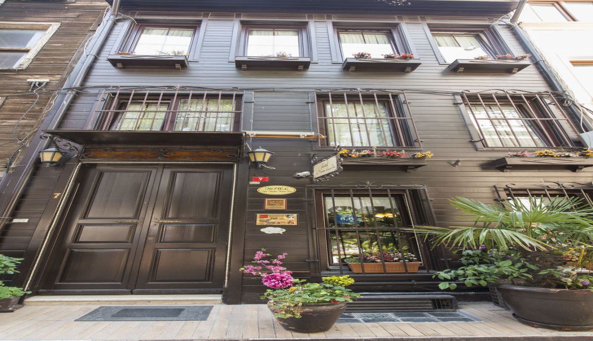 Photo of Buildings in Sultanahmet