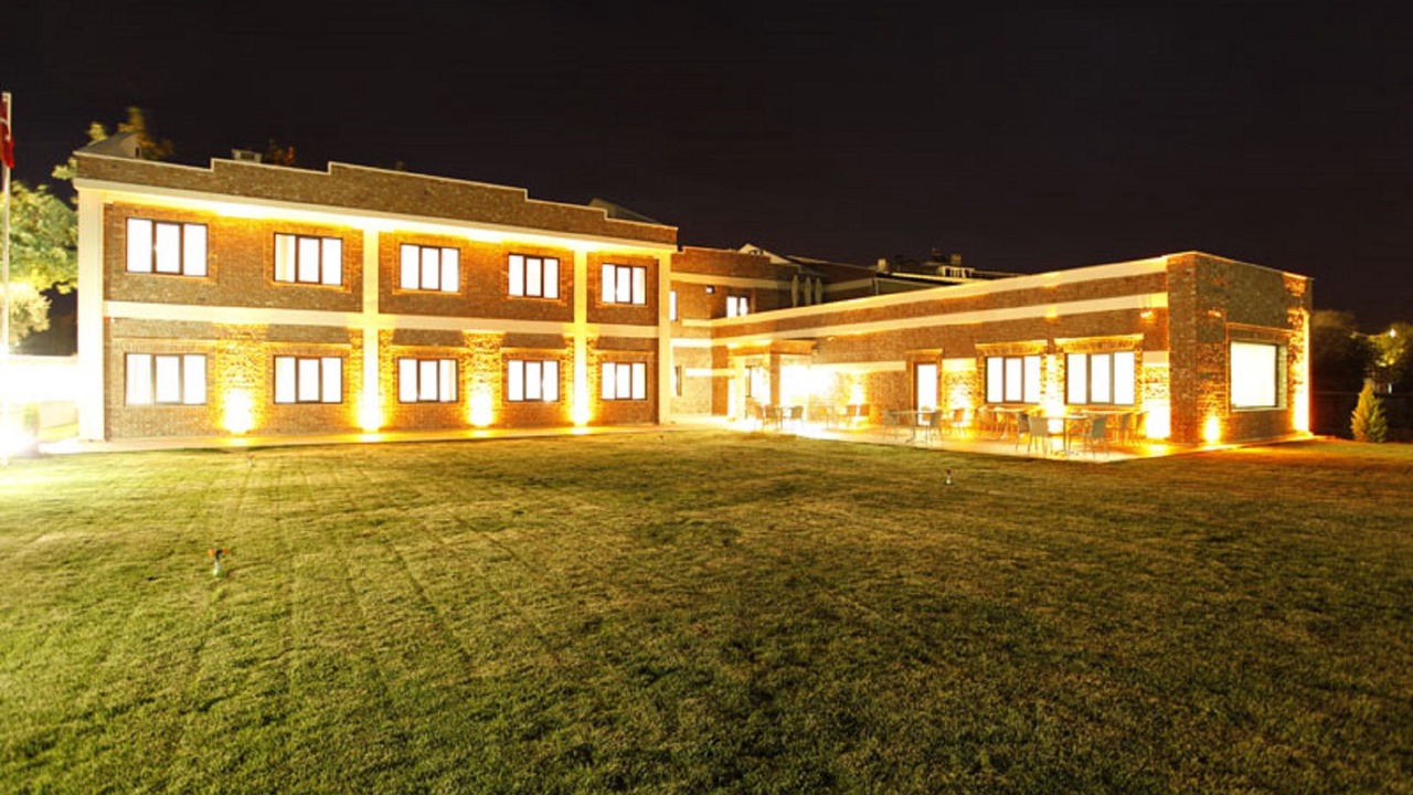 Photo of Buildings in Gelibolu