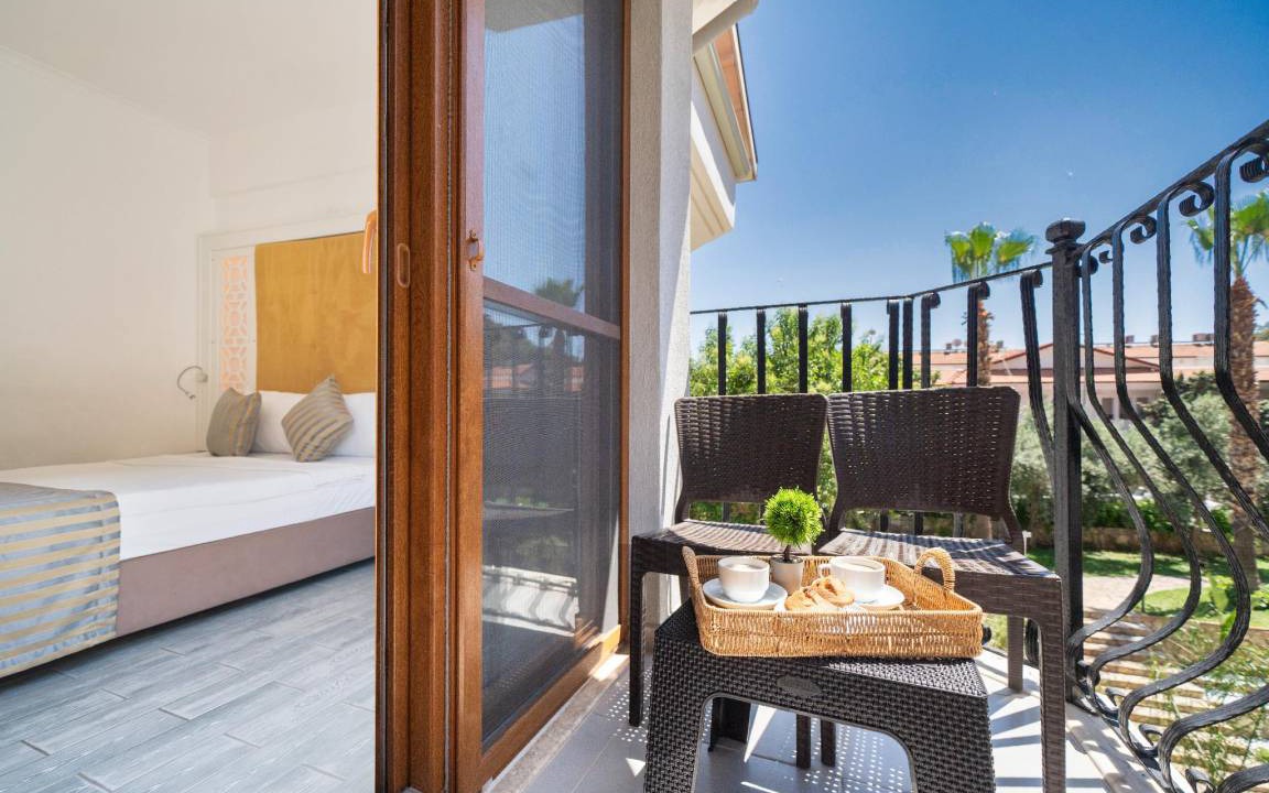 Photo of Patio Balcony in Oludeniz City Center