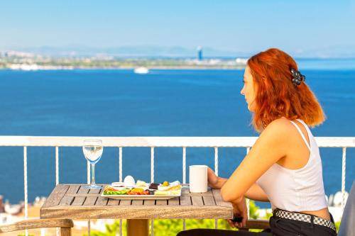 Photo of Patio Balcony in Konak