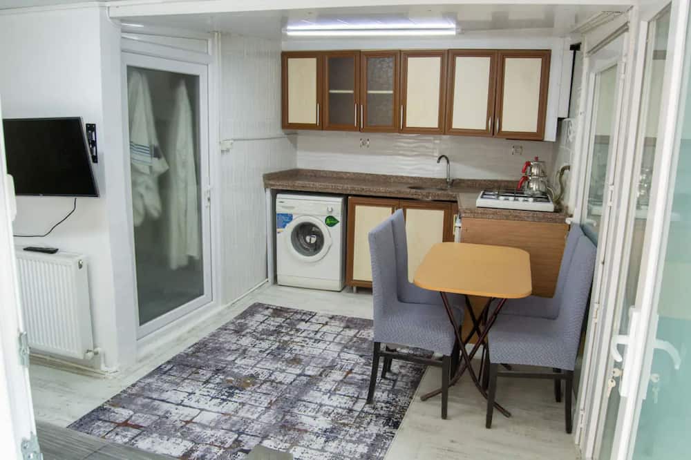 Photo of Kitchen in Zeytinburnu