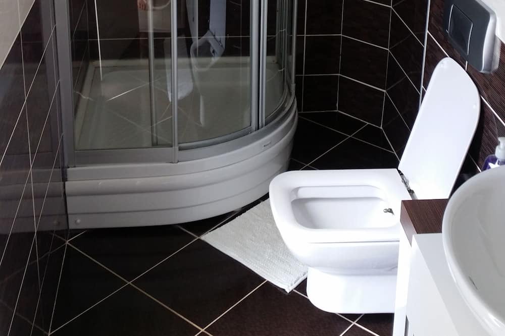 Photo of Bathroom in Artikli