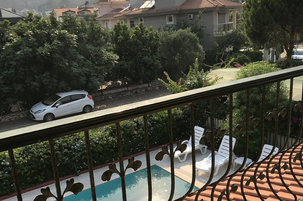 Photo of Patio Balcony in Icmeler
