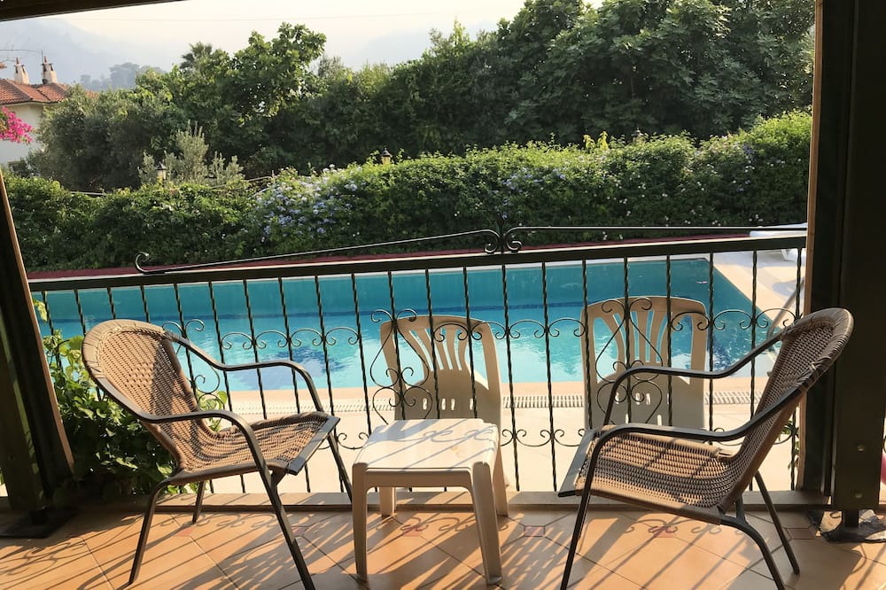 Photo of Patio Balcony in Icmeler