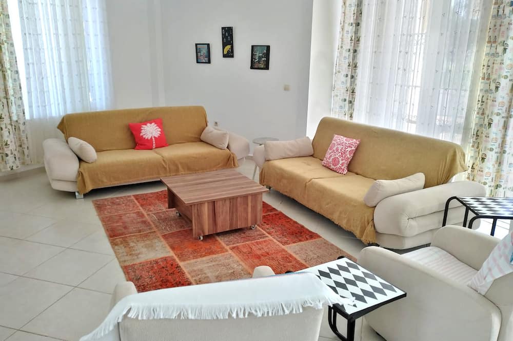 Photo of Bedroom in Lara