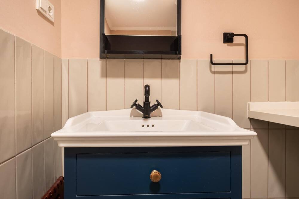 Photo of Bathroom in Bornova