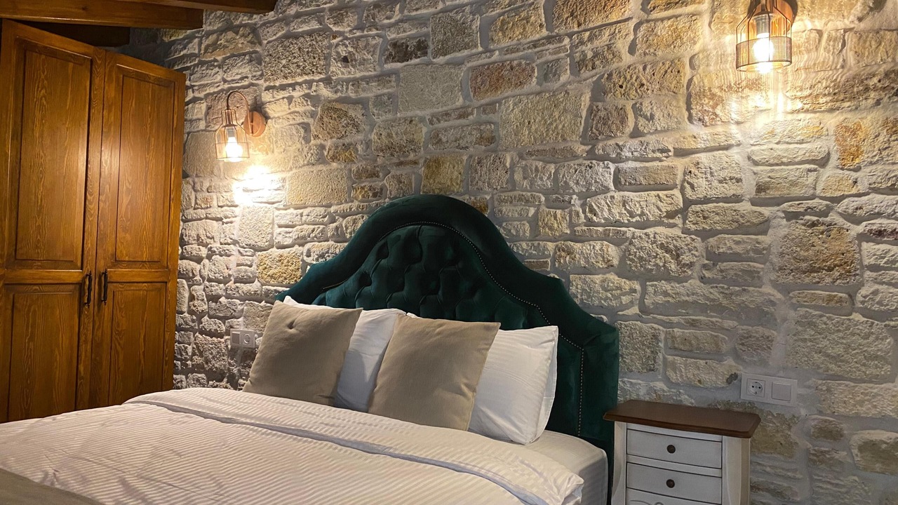 Photo of Bedroom in Yenifoca