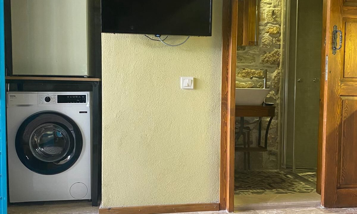 Photo of Bedroom in Yenifoca