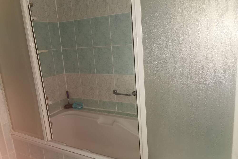 Photo of Bathroom in Eski Lara