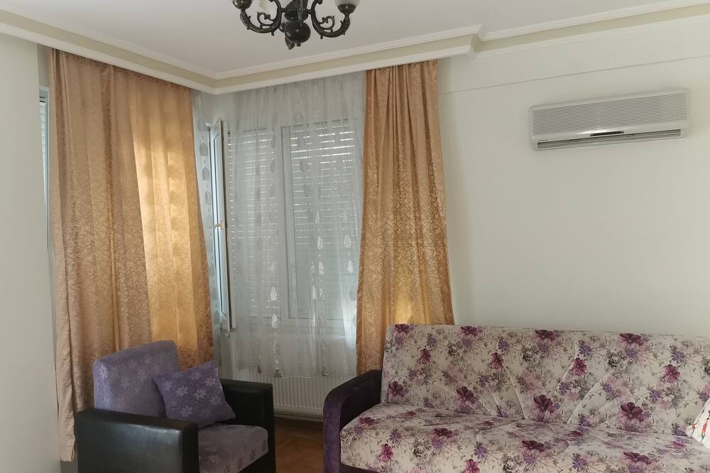 Photo of Livingroom in Eski Lara
