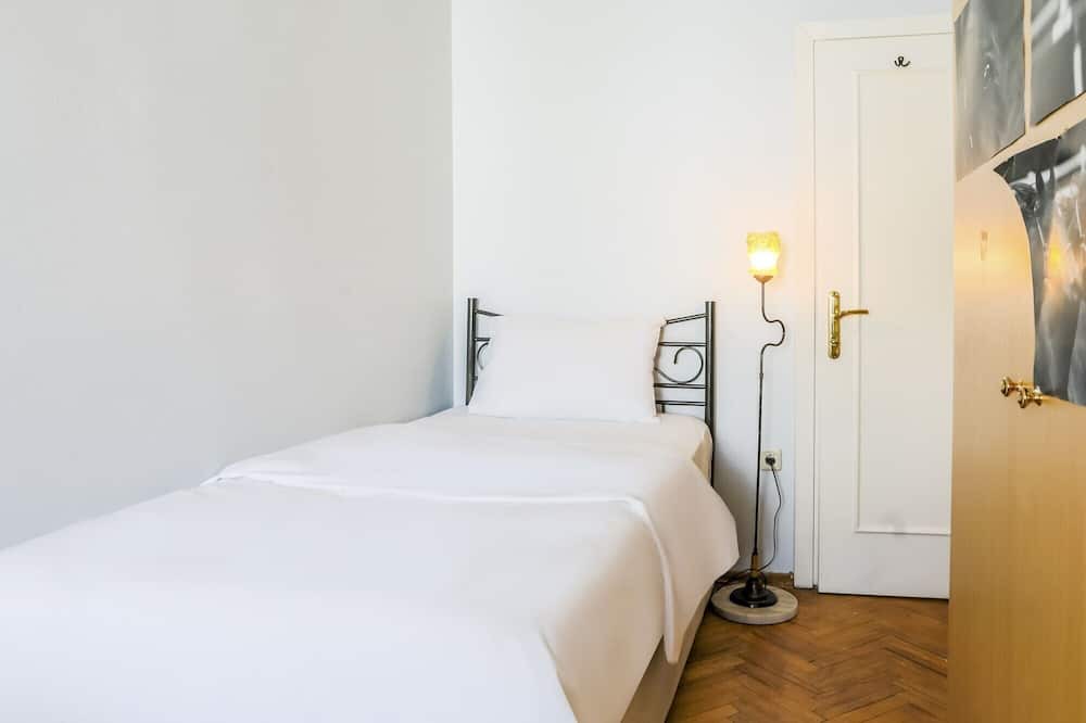 Photo of Bedroom in Pendik District