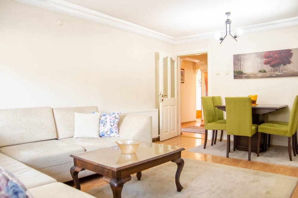 Photo of Livingroom in Bayraklı