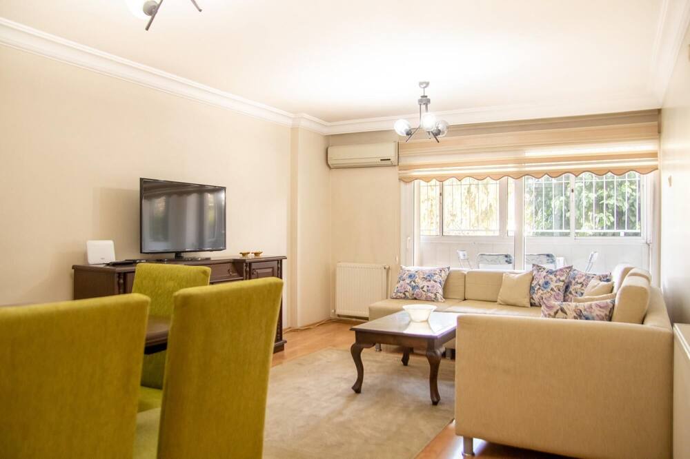 Photo of Livingroom in Bayraklı