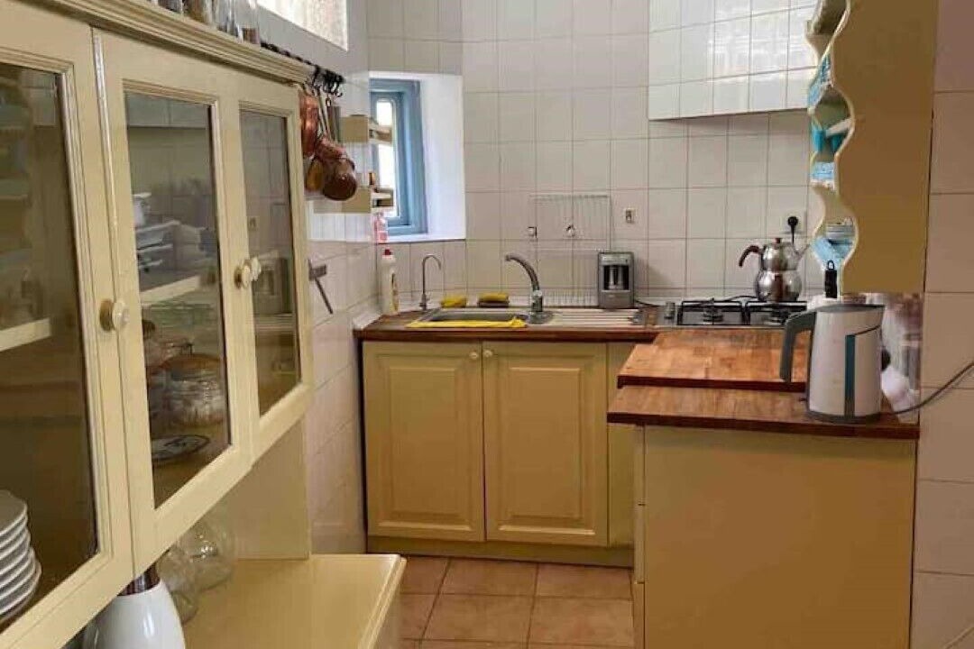 Photo of Kitchen in Behram