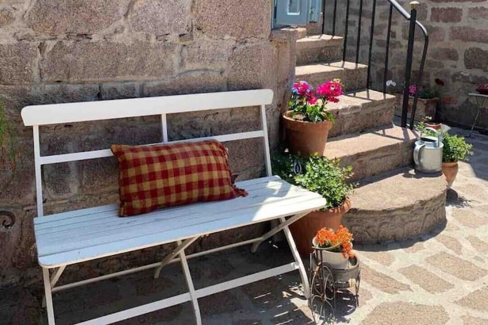 Photo of Outdoor in Behram