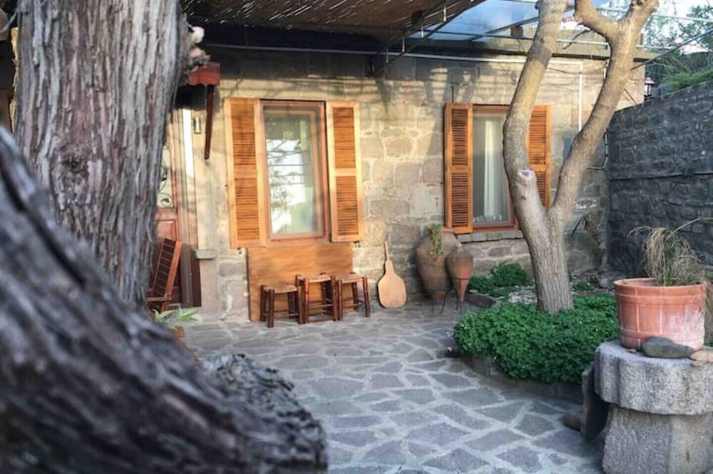 Photo of Outdoor in Behram