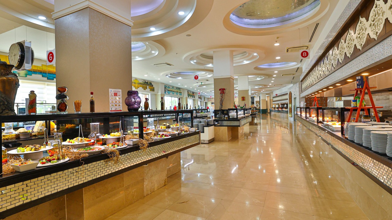 Photo of Others in Side