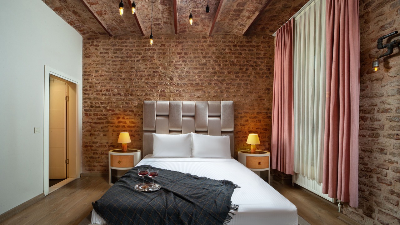 Photo of Bedroom in Pera