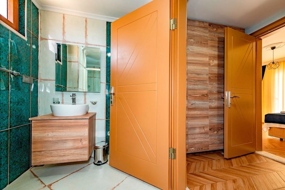 Photo of Bathroom in Hisaronu