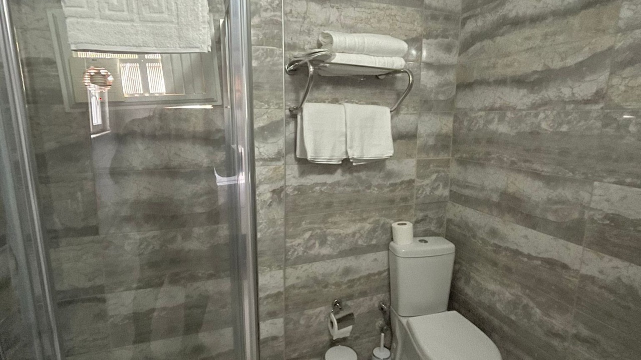 Photo of Bathroom in Old City