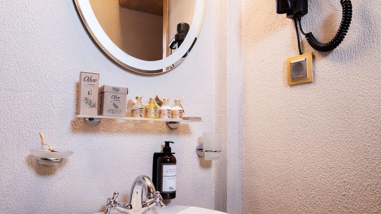 Photo of Bathroom in Candarli