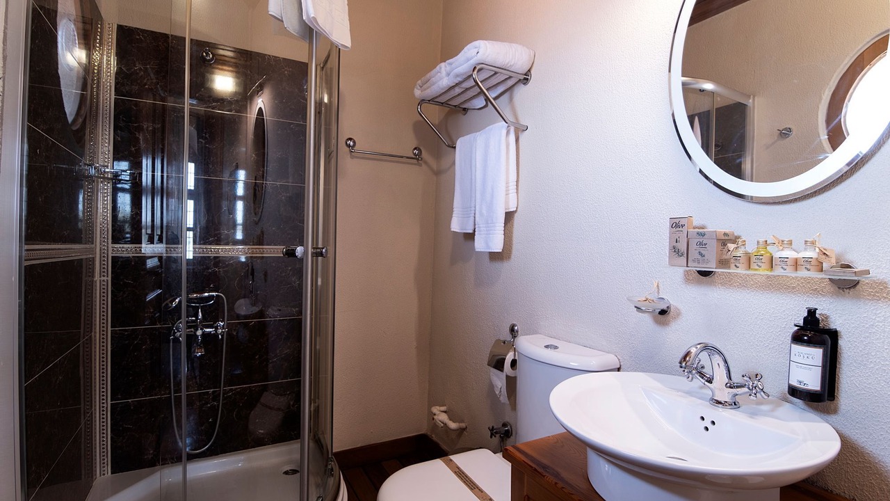 Photo of Bathroom in Candarli