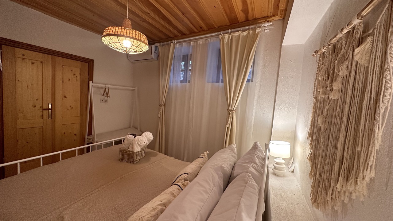 Photo of Bedroom in Ayvalik City Center