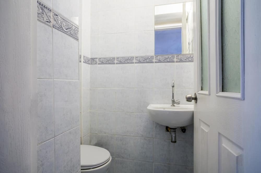 Photo of Bathroom in Bakırkoy
