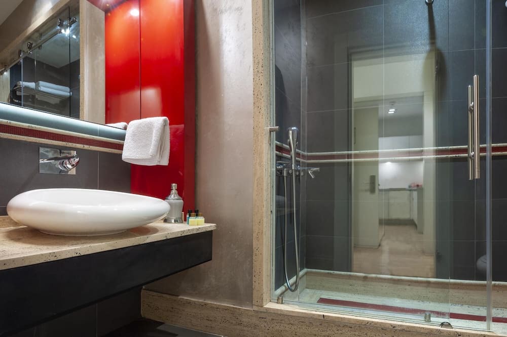Photo of Bathroom in Gayrettepe