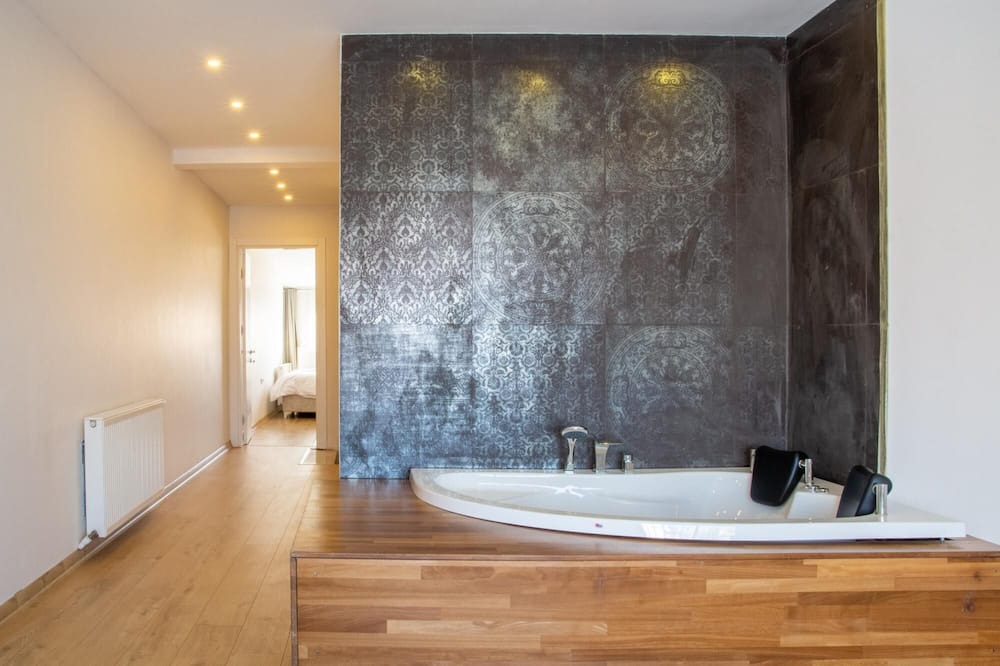 Photo of Bathroom in Karsiyaka