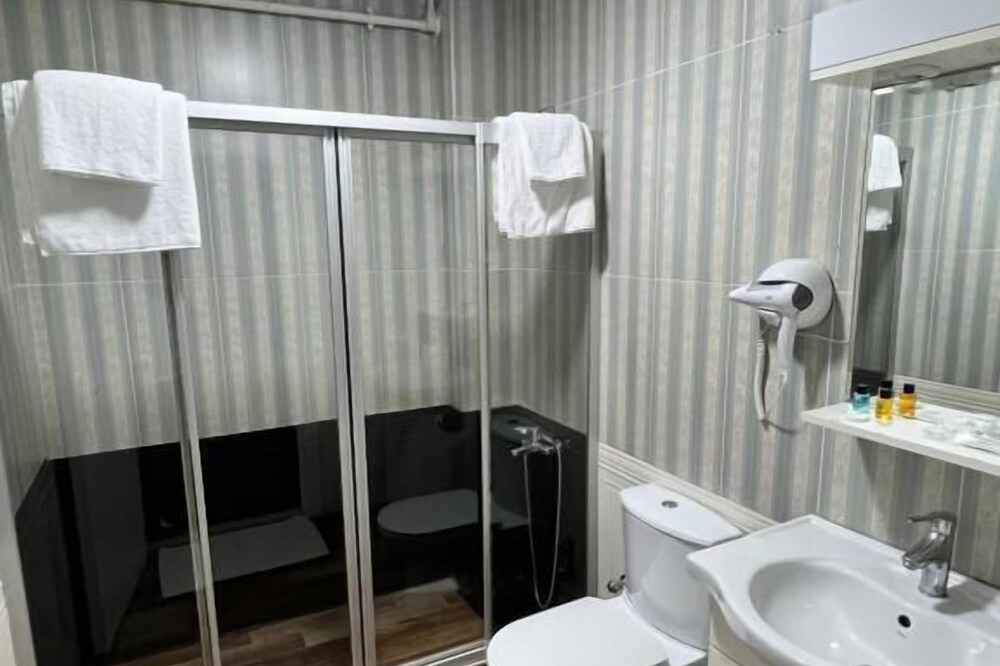 Photo of Bathroom in Cihangir