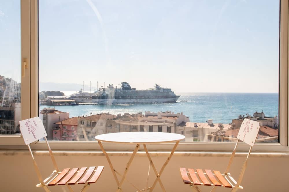 Photo of Bedroom in Kusadasi City Centre