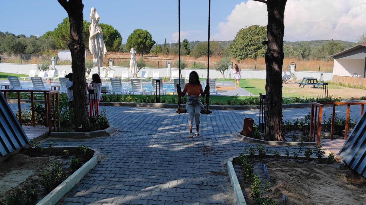 Photo of Others in Aliaga
