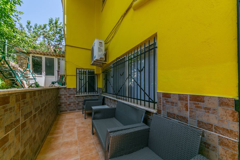 Photo of Patio Balcony in Icmeler City Center