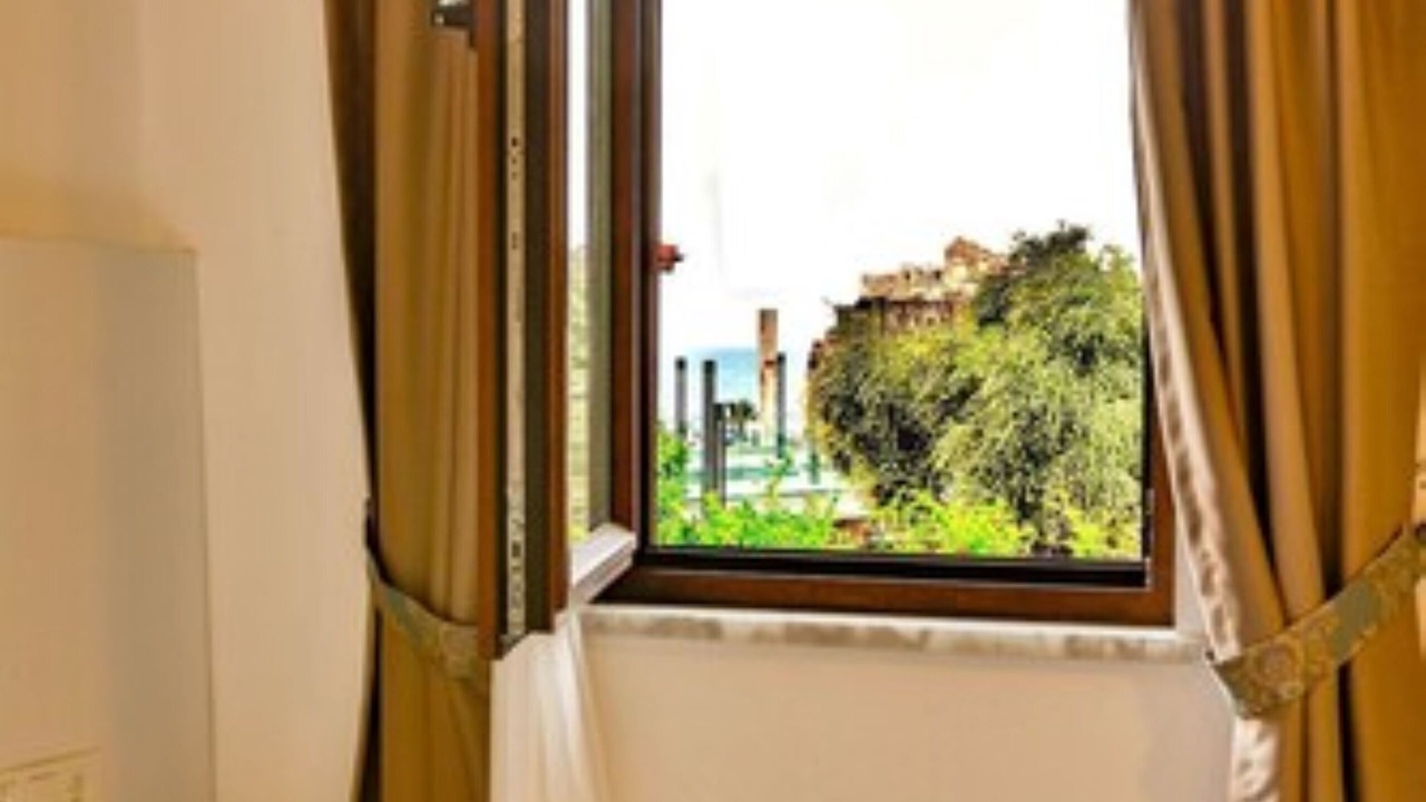 Photo of Bedroom in Ancient Side