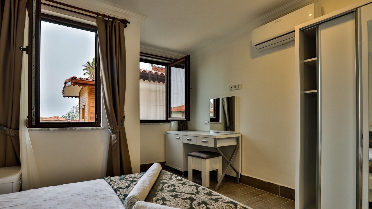Photo of Bedroom in Ancient Side