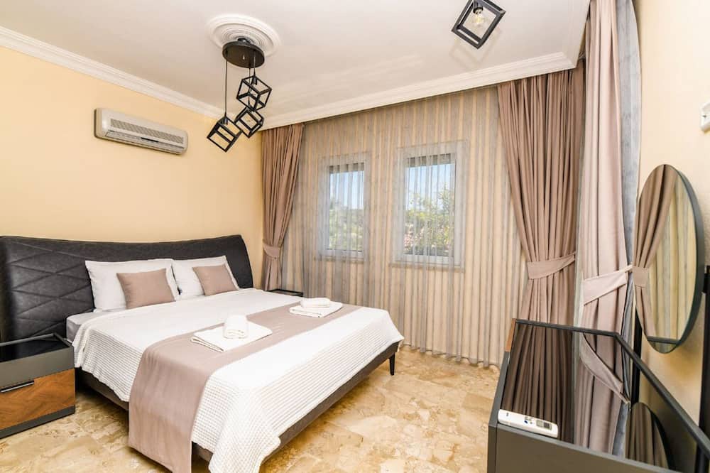 Photo of Bedroom in Faralya