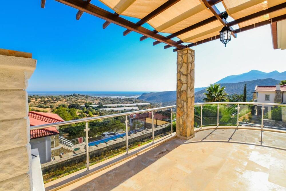 Photo of Patio Balcony in Faralya