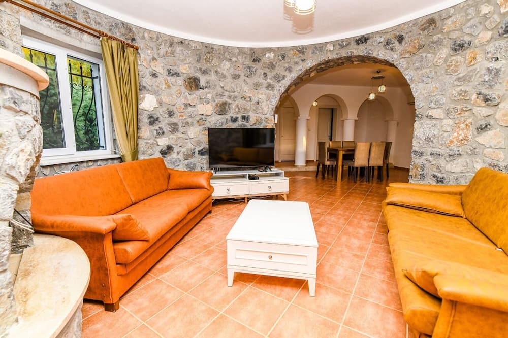 Photo of Livingroom in Dalaman
