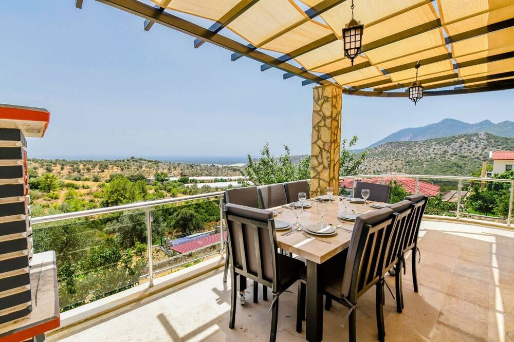 Photo of Patio Balcony in Faralya