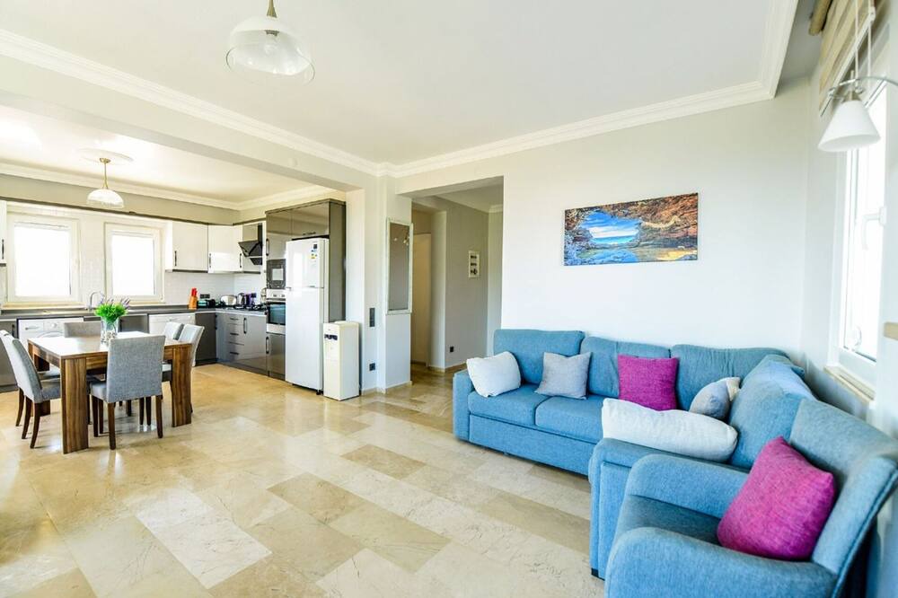 Photo of Livingroom in Faralya