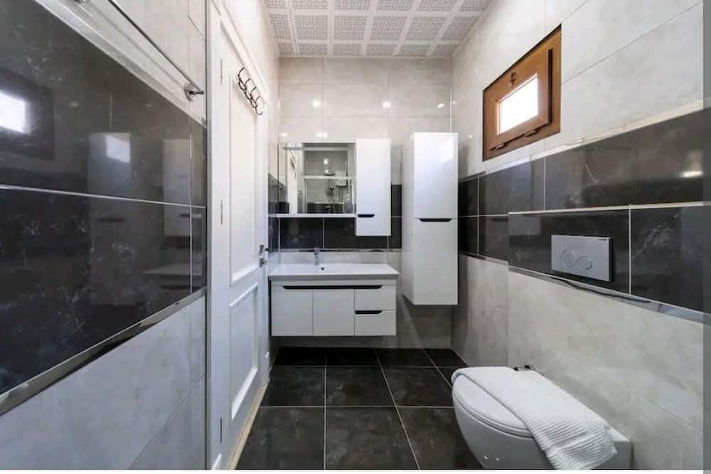 Photo of Bathroom in Seki