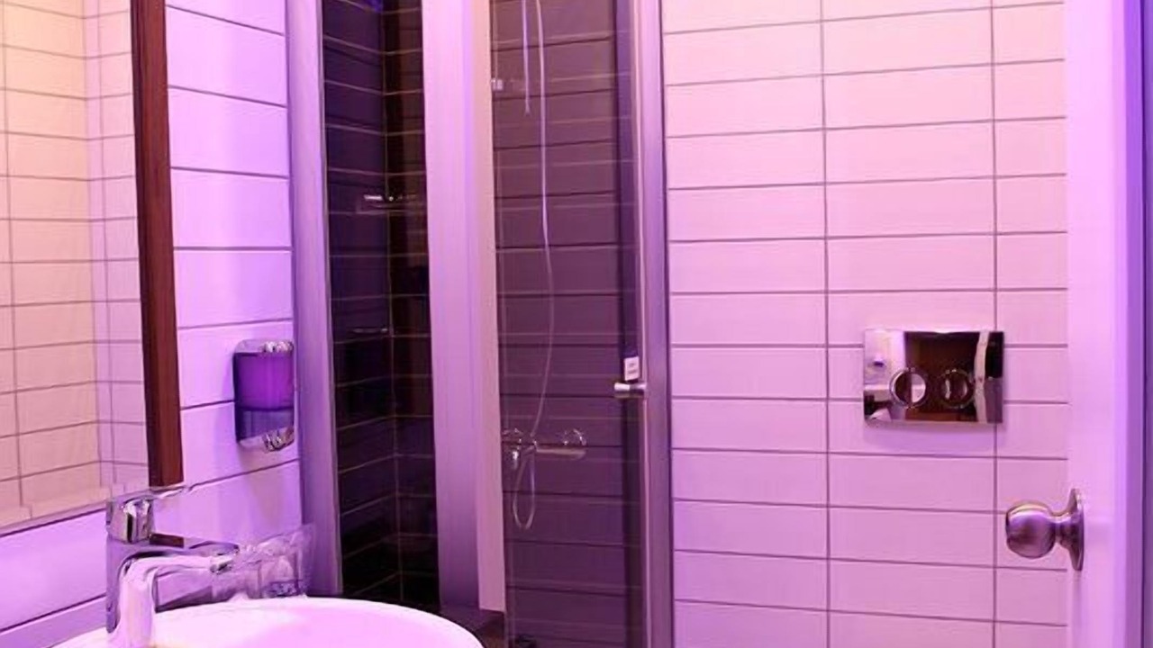Photo of Bathroom in Yunusemre
