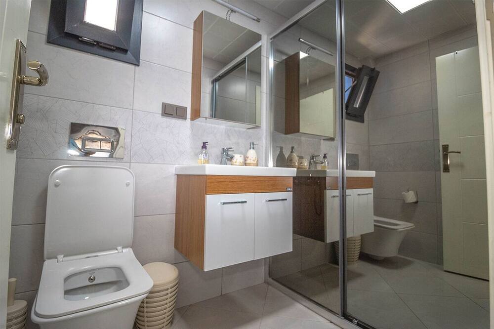 Photo of Bathroom in Torba