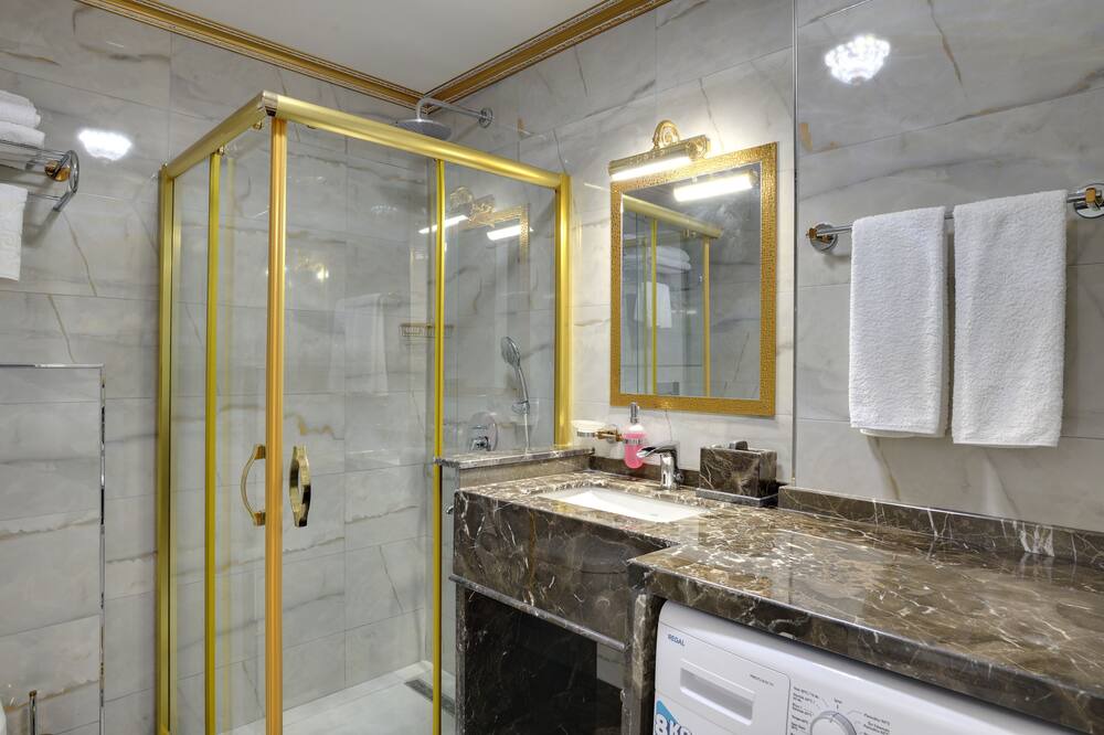 Photo of Bathroom in Emirgan Mahallesi