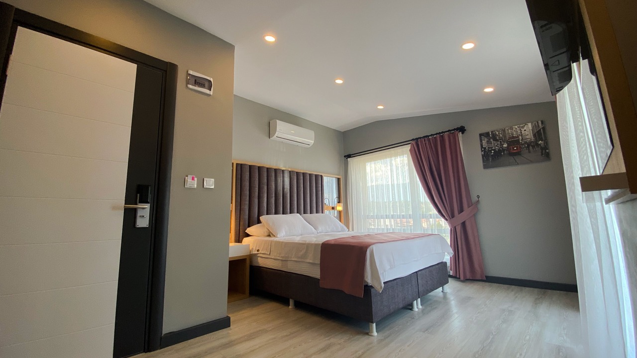 Photo of Bedroom in Akcay