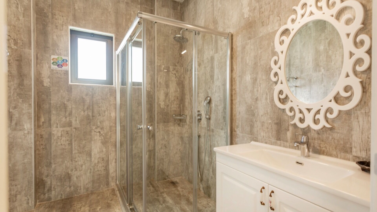 Photo of Bathroom in Islamlar