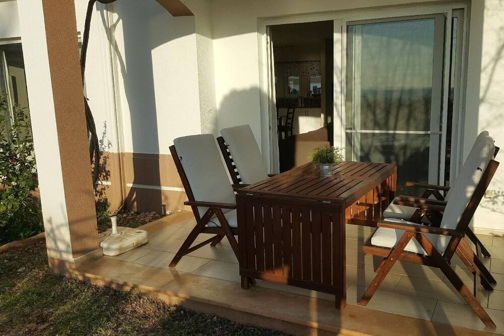 Photo of Patio Balcony in Artikli