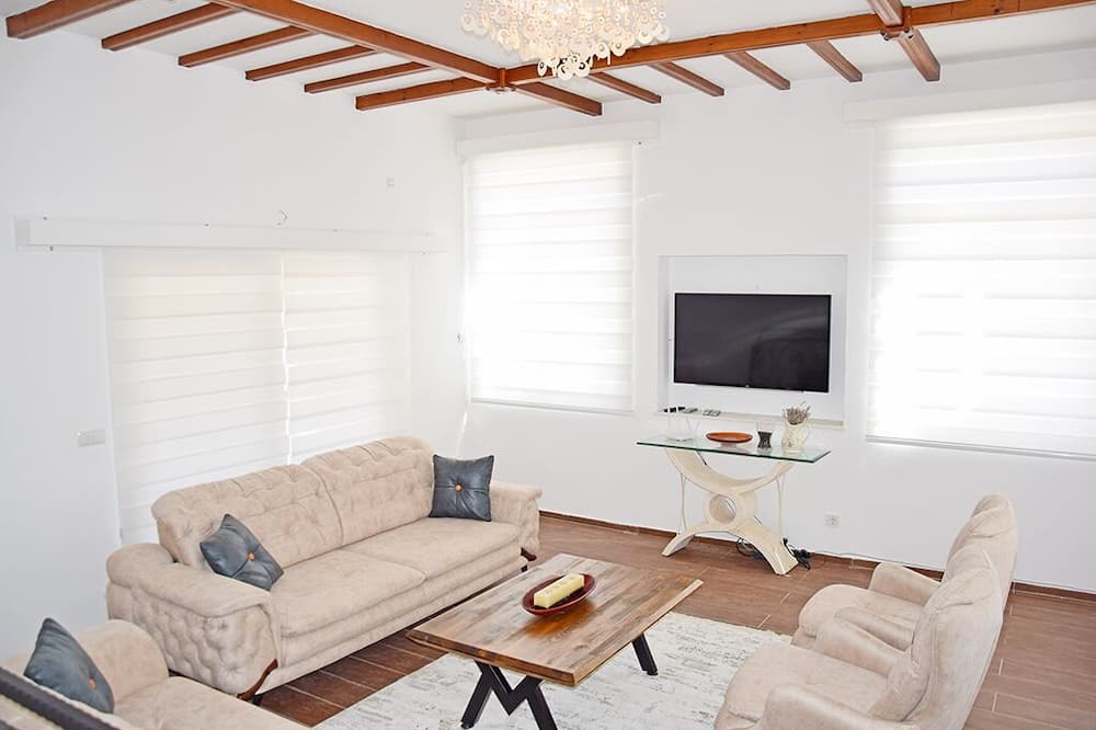 Photo of Livingroom in Uzumlu