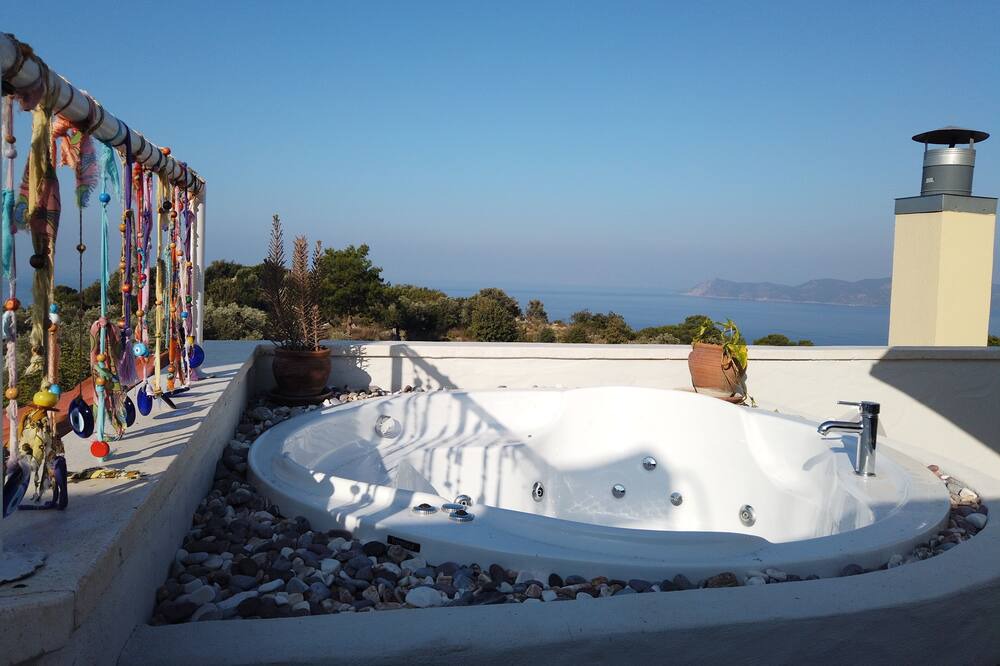 Photo of Bathroom in Uzunyurt